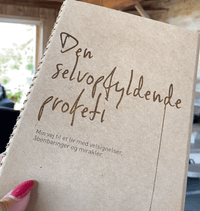 Notesbog "Den Selvopfyldende Profeti" 100% upcycle